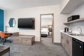 Holiday Inn Express and Suites Columbus Edinburgh by IHG - Room