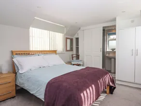 Wisteria Cottage - Room
