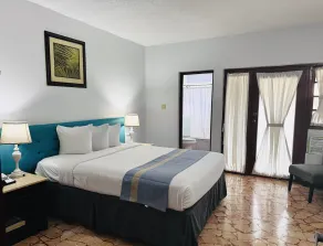 Toby's Resort - Room