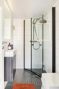 Cabin, 30 m to the sea, 25 min Oslo, 10 min Tusenfryd - Bathroom
