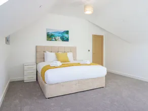 Blackrock Gem - Room