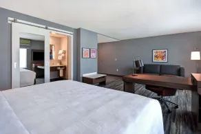 Hampton Inn & Suites Las Vegas Convention Center - No Resort Fee - Chambre