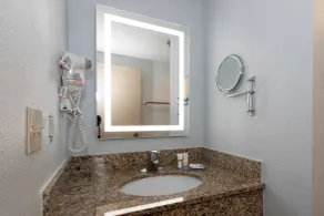 Red Roof Inn & Suites Wilmington – New Castle - Salle de bain