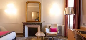 Chapeau Rouge par William Frachot - Hôtel Espace Bien-être & Restaurant étoilé - Værelse