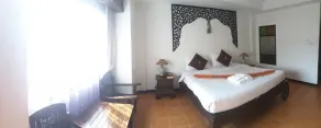 Wangburapa Grand Hotel - Chambre
