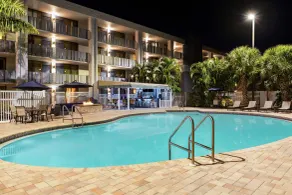 Spark by Hilton Sarasota Siesta Key Gateway - Piscine