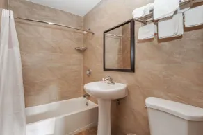 Travelodge by Wyndham Jersey City - Bad
