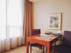 Hilton Chongqing Hotel - Room