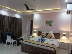Hotel Dayal International - Room