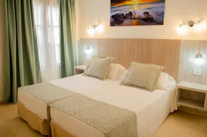 Klayman Olivina Aparthotel - Room