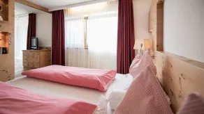 Alpine Hotel Ciasa Lara - Habitación