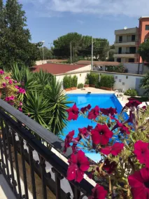 Il Veliero E I Girasoli - Pool
