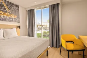B&B HOTEL Orlando International Drive near Universal - Newly Renovated! - Vue de la chambre