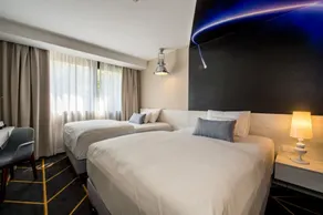 Science Hotel - Room