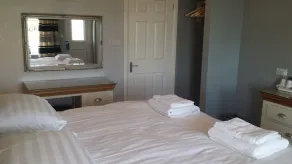 Silverstone Golf Club And Hotel - Room