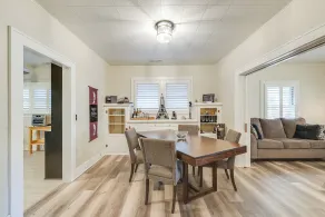 Sunny Turlock Cottage: Walk to Downtown! - Interiör