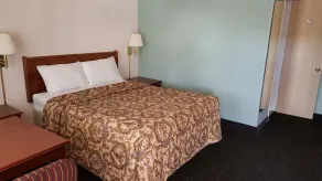 Valley Inn - Lebanon Oregon - Værelse