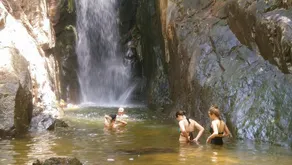 Hill Tribe Art House (Lahu & Akha Homestay) - Piscina