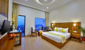 TreeHouse Chail Villas - Room
