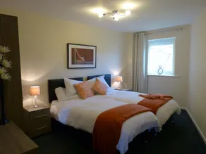 The Sawmills, Carlisle - Spacious 4 Bedroom Family House - Free WiFi - & Parking - Walk to Carlisle Castle - Værelse