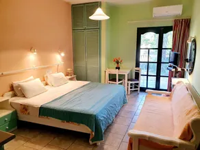 Dioskouroi Apts - Room