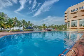 Crowne Plaza Resort Salalah by IHG - Pool
