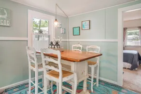 Charming Cape Cod Water-view Cottage - Interiör
