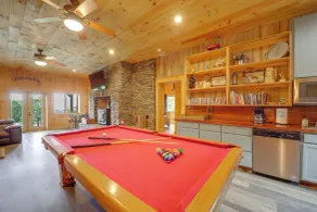 66-acre Group Escape! Gateway to Grandfather Mtn - Innvendig