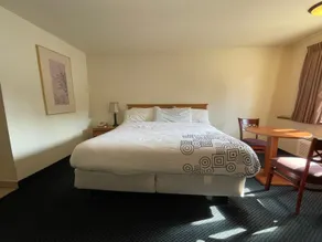 D-Lux Budget Inn Lemont - Zimmer
