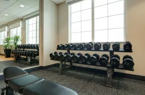 Elwood Hotel & Suites - Salle de sport