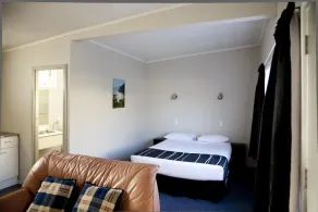 Apple Motor Inn - Room