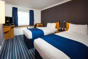 Holiday Inn Express Northampton - South by IHG - Room