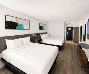 Ramada by Wyndham Angola Fremont Area - Rom