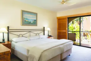 Palm Royale Cairns - Room