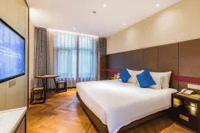 Ziyue Minghu Hotel - Room