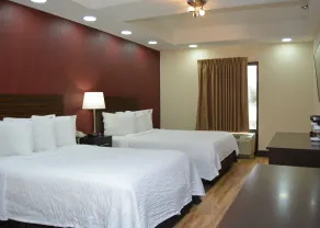 Red Roof Inn PLUS+ & Suites Chattanooga - Downtown - Quarto