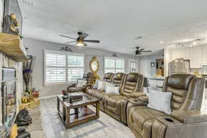 Fort Walton Beach Home w/ Pool: 5 Mi to Beach! - Innenbereich