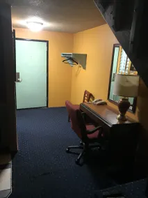 Smokey Point Motor Inn - Camera