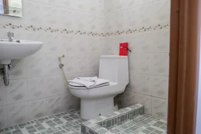 RedDoorz near Supermall Karawaci 2 - Salle de bain