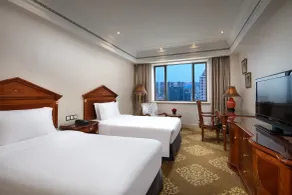 Crowne Plaza Shanghai Nanjing Road by IHG - Room