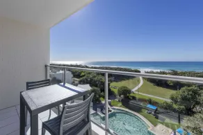 Ramada By Wyndham Marcoola Beach - Room