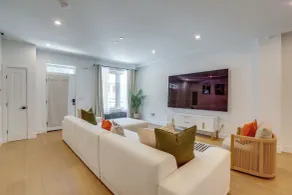 6 Mi to Center City Philly! Wfh-friendly Townhome - Interni