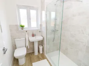 25 St. Benedict Road - Bathroom