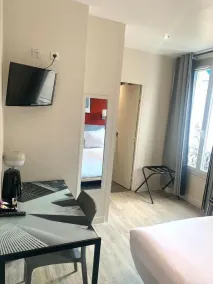 Hipotel Belgrand Edith Piaf - Værelse