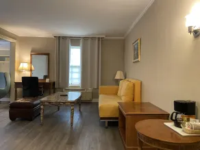 Ramada by Wyndham Los Angeles/Wilshire Center - Chambre
