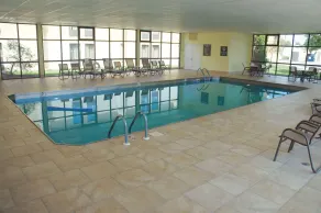La Quinta Inn by Wyndham Davenport & Conference Center - Piscine