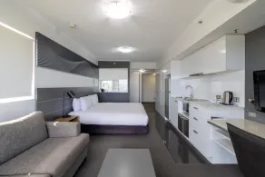 Oaks Townsville Hotel - Room
