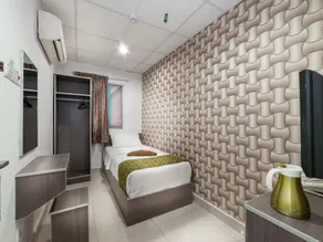 Lacomme Inn - Room