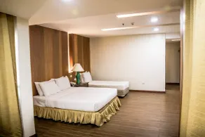 La Fiesta Hotel - Room