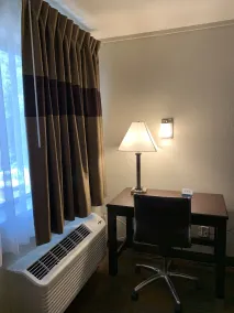 AmericInn by Wyndham Madison WI - Chambre